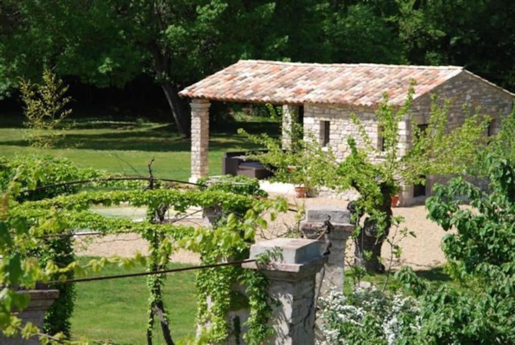 Gite De Charme 80 M², Piscine, Proche D'Uzes. Vezenobres Kültér fotó